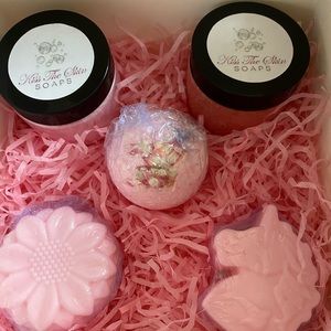 Pink Strawberry Gift Basket